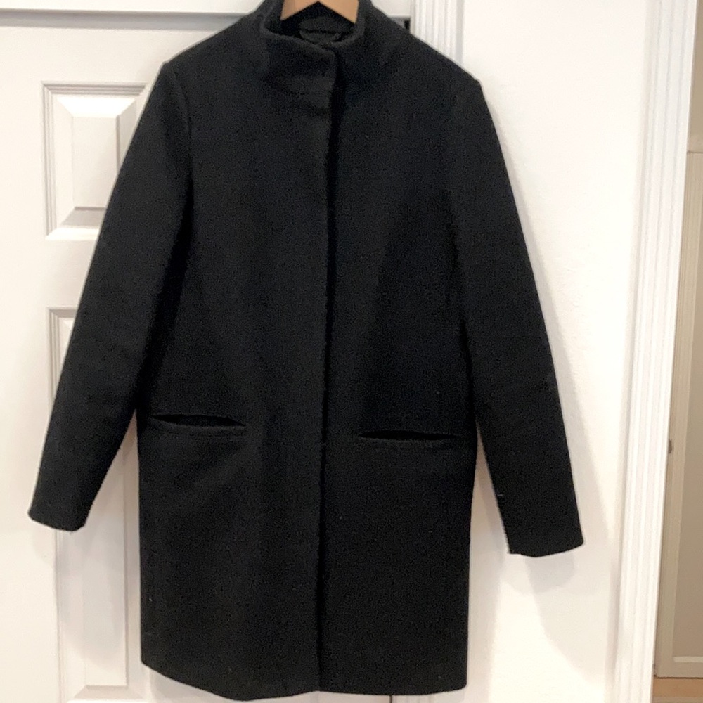 Old Navy Coccon Coat, Wool blend, size Medium
